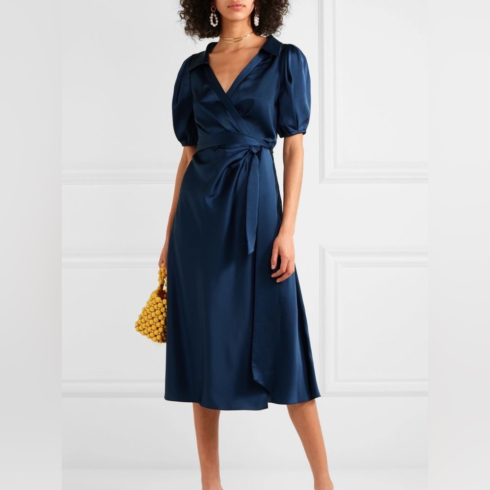 NWT Diane Von Furstenberg VALENTINA SATIN MIDI WRAP DRESS IN NAVY Medium